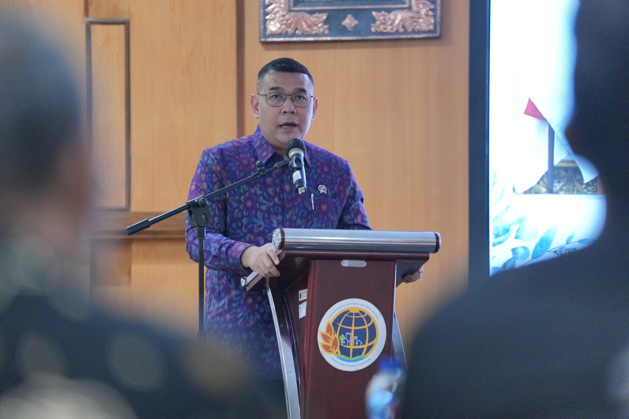 Momen Ibadah Paskah Bersama Kementerian ATR/BPN, Wamen Ossy Sampaikan Pentingnya Memberi Kepastian Hukum bagi Rumah Ibadah