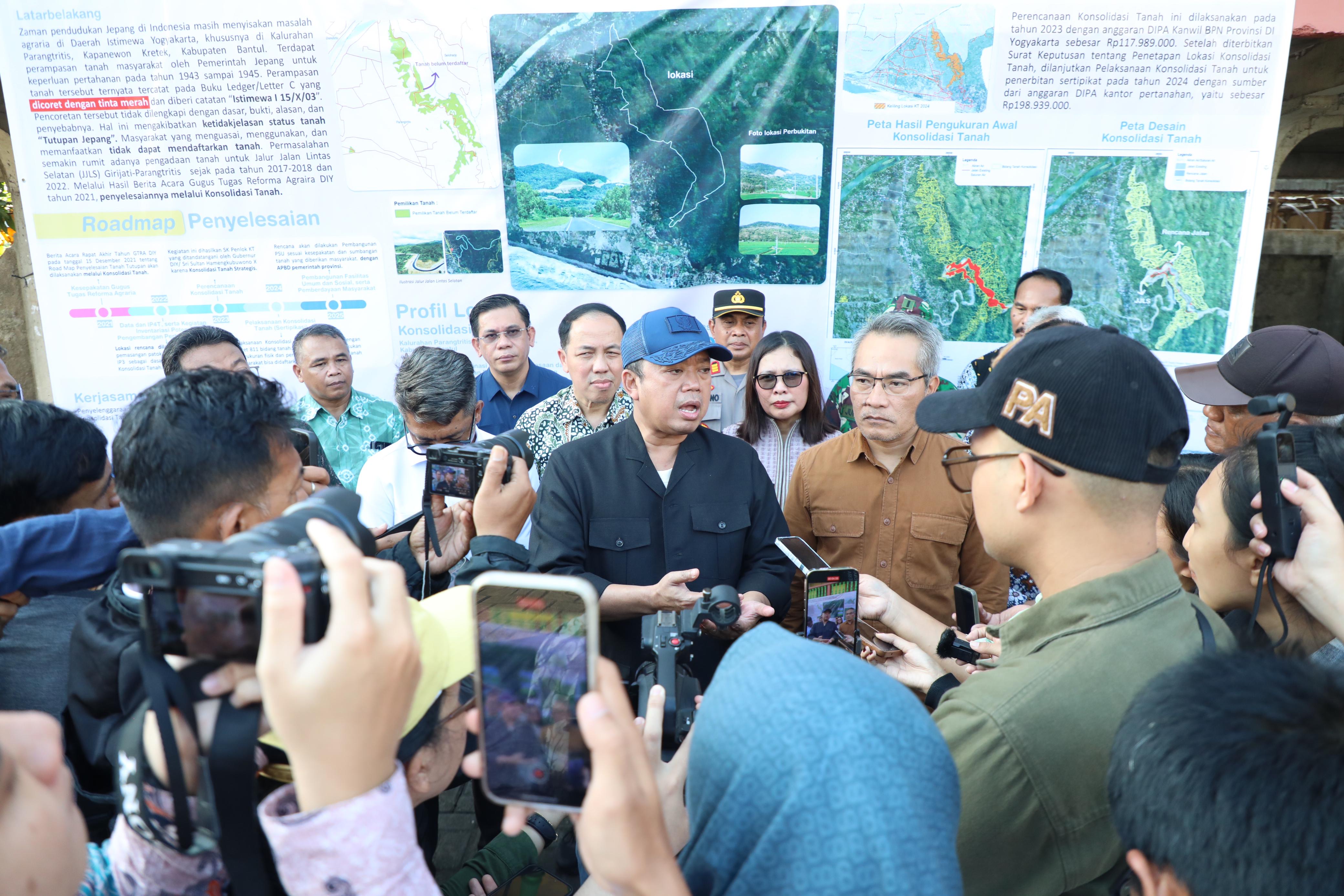 Pesan Menteri ATR/Kepala BPN kepada Warga Parangtritis: Jaga Sertipikat dan Manfaatkan Tanah secara Produktif