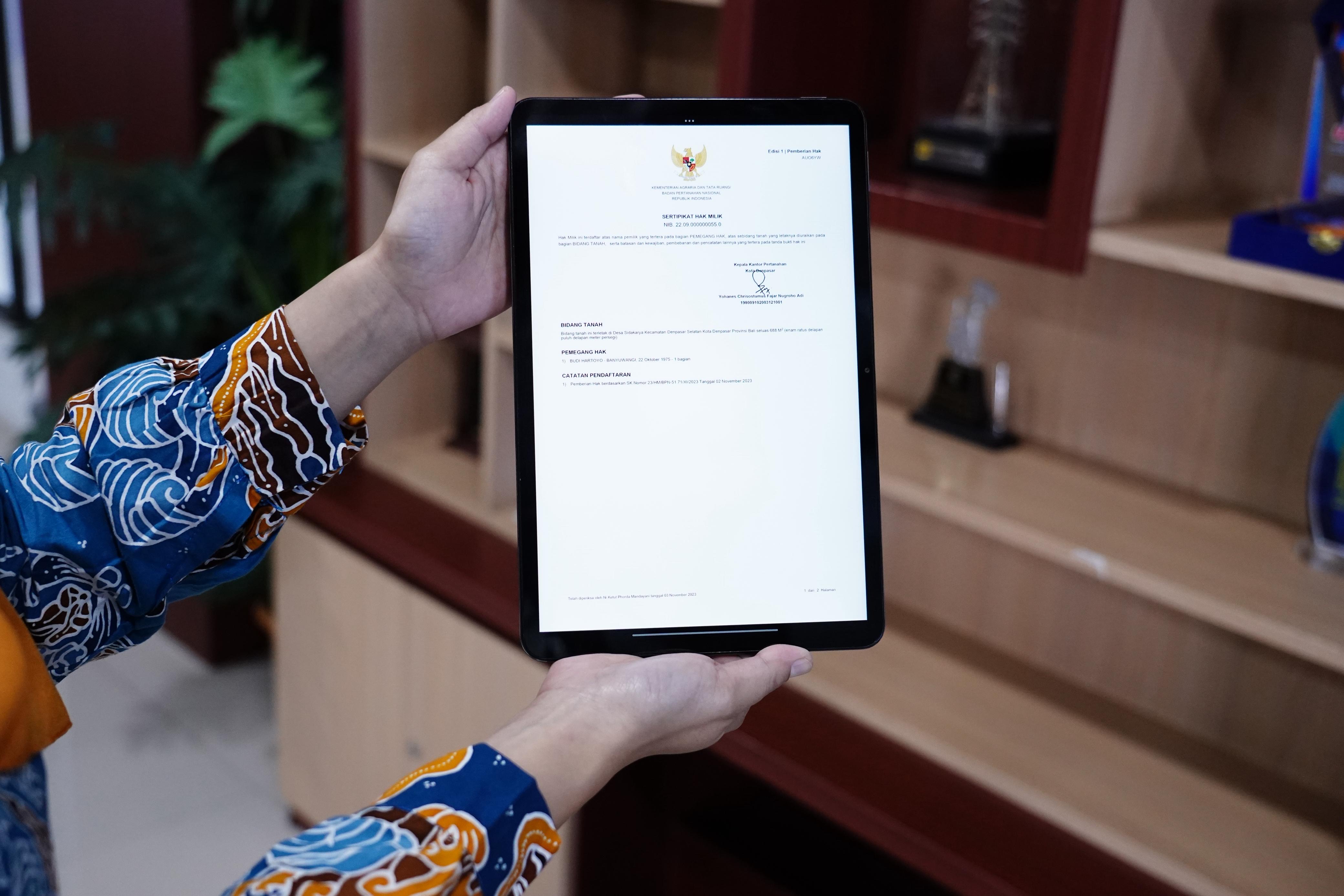 Sertipikat Elektronik Diterapkan Bertahap, Sertipikat Tanah Lama Tetap Berlaku