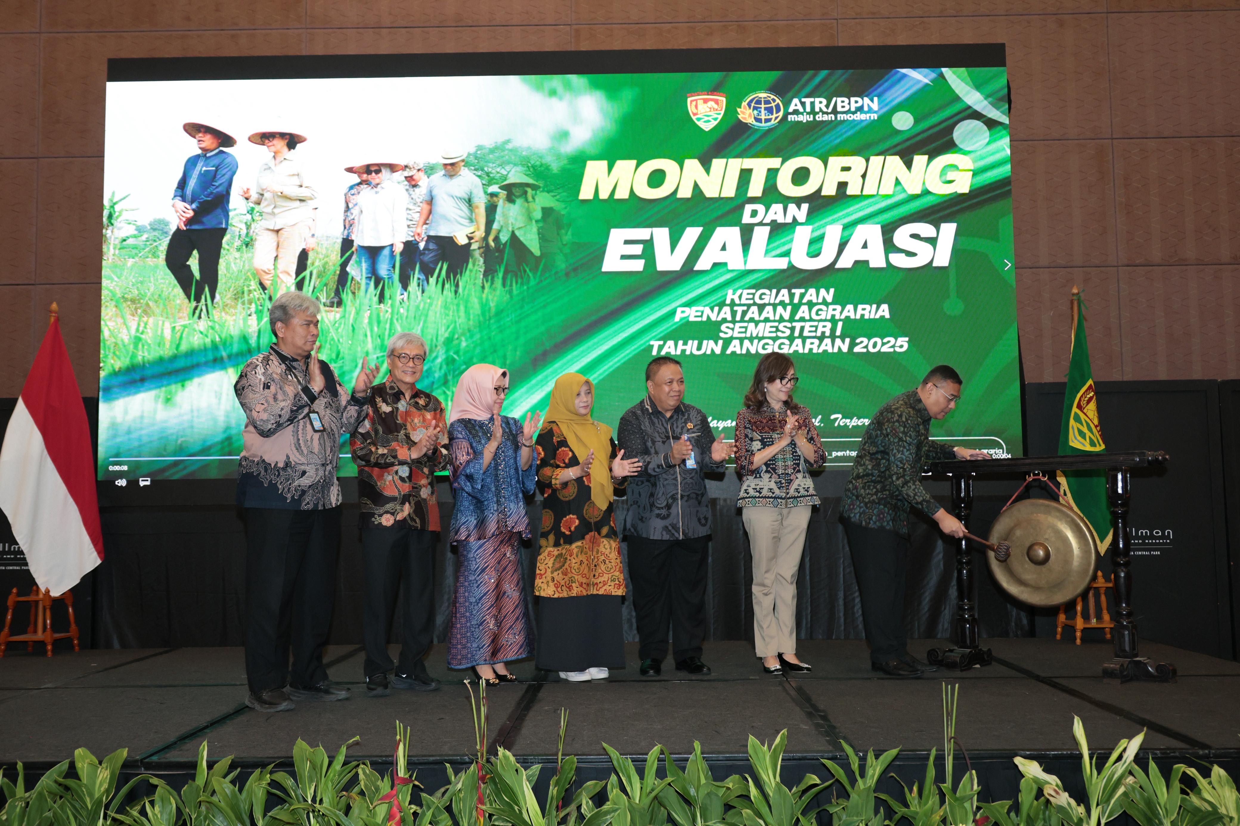 Buka Monev Penataan Agraria Semester I 2025, Wamen Ossy Tekankan Pentingnya Penataan Akses demi Peningkatan Taraf Hidup Masyarakat