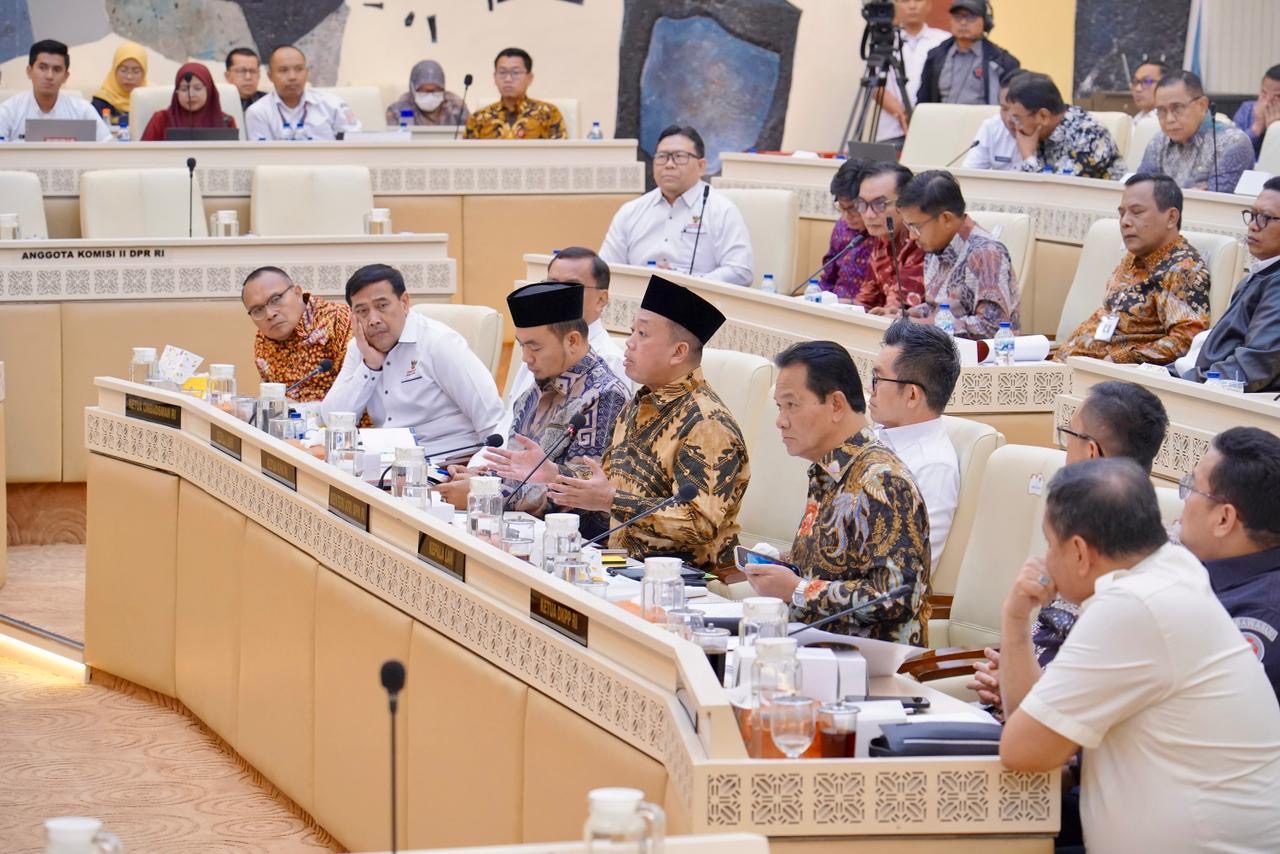 Targetkan Realisasi hingga 98%, Menteri Nusron Laporkan Progres Capaian Anggaran dalam RDP Bersama Komisi II DPR RI